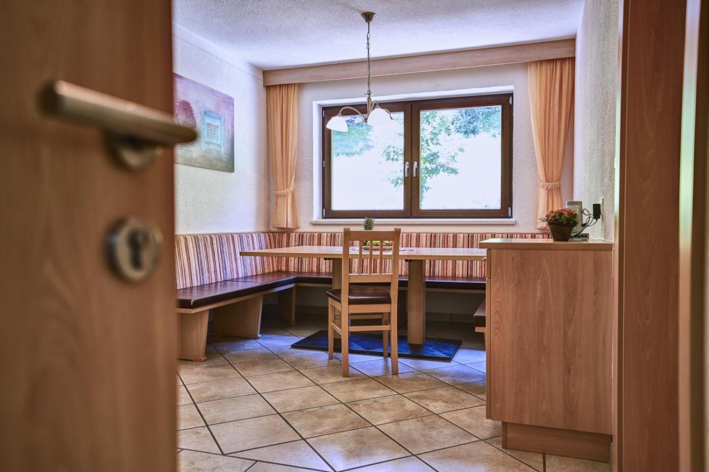 Appartements Belledonne Ski & Bike In And Out, Zentrale Lage Сьолден Стая снимка